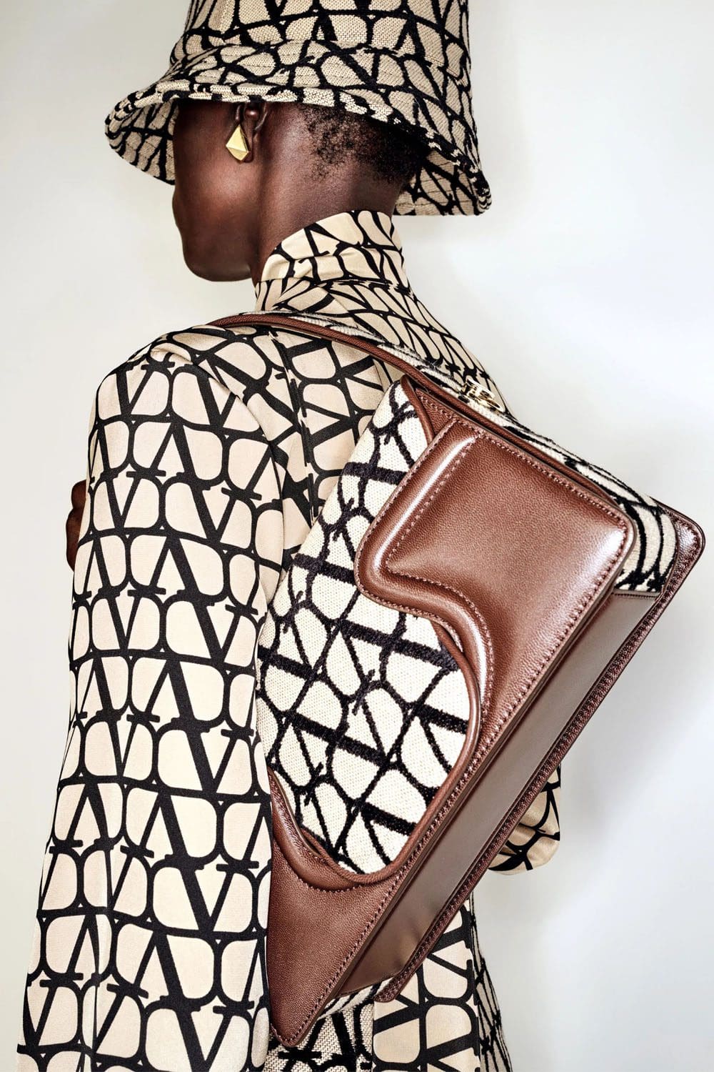 Valentino Resort 2023 Runway Magazine 25