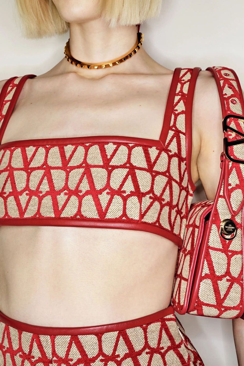 Valentino Resort 2023 Runway Magazine 35