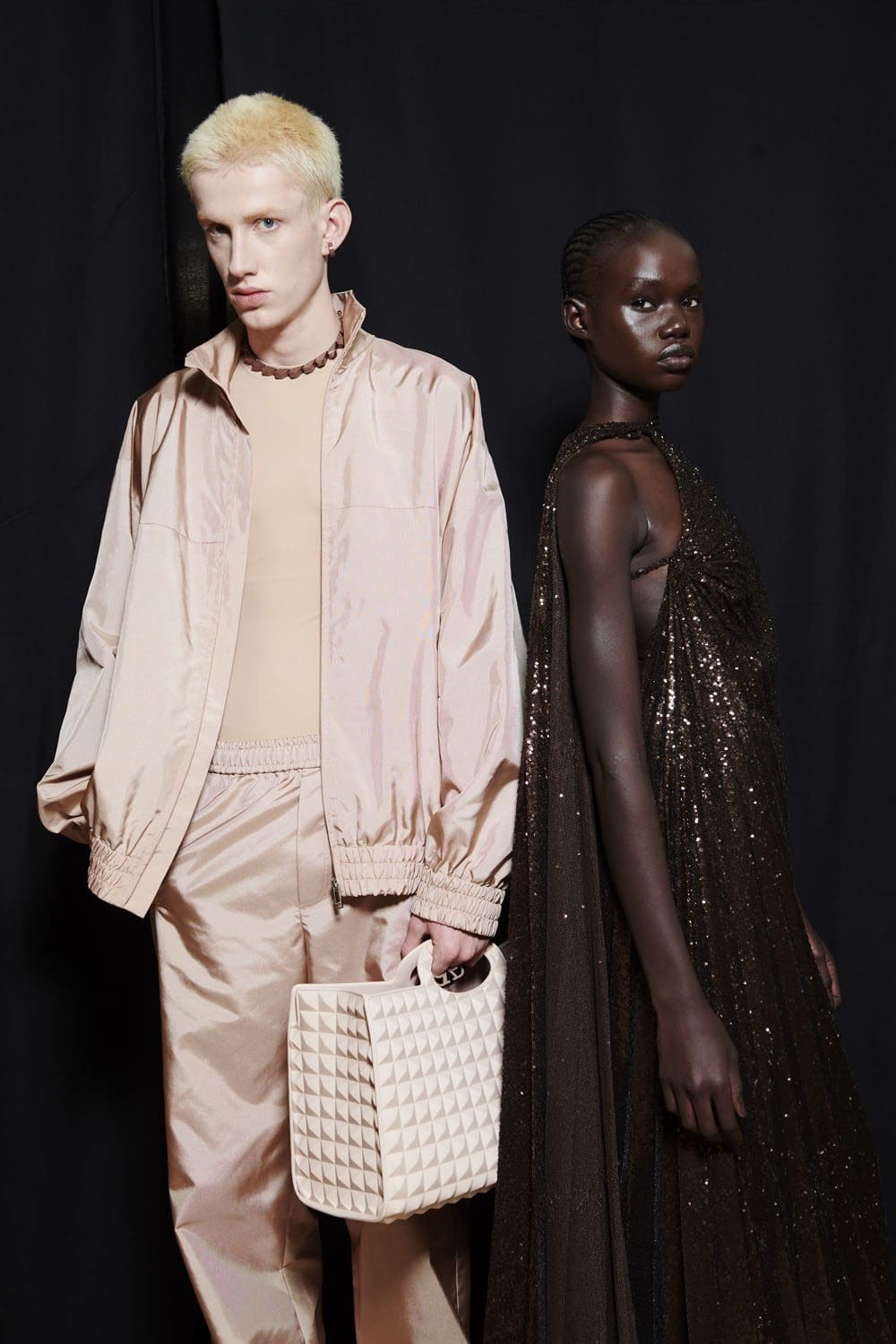 Valentino Primavera Estate 2023 Dietro le quinte Runway 22 Magazine