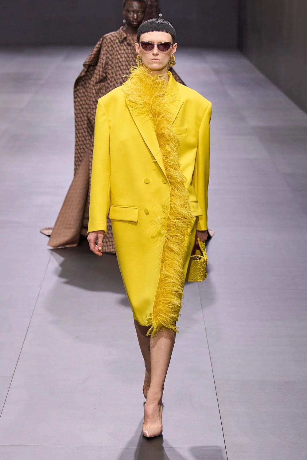 Valentino Printemps Été 2023 Prêt à porter Runway Magazine 16