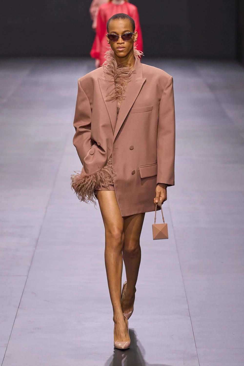 Valentino Printemps Été 2023 Prêt à porter Runway Magazine 34