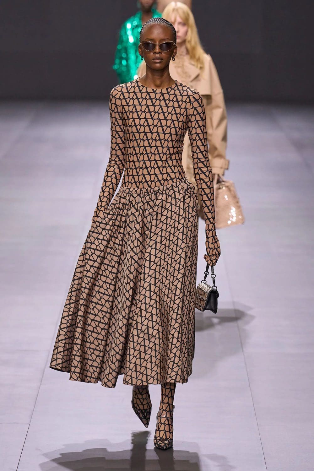Valentino Printemps Été 2023 Prêt à porter Runway Magazine 39