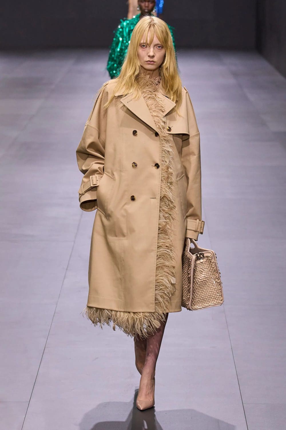 Valentino Printemps Été 2023 Prêt à porter Runway Magazine 40