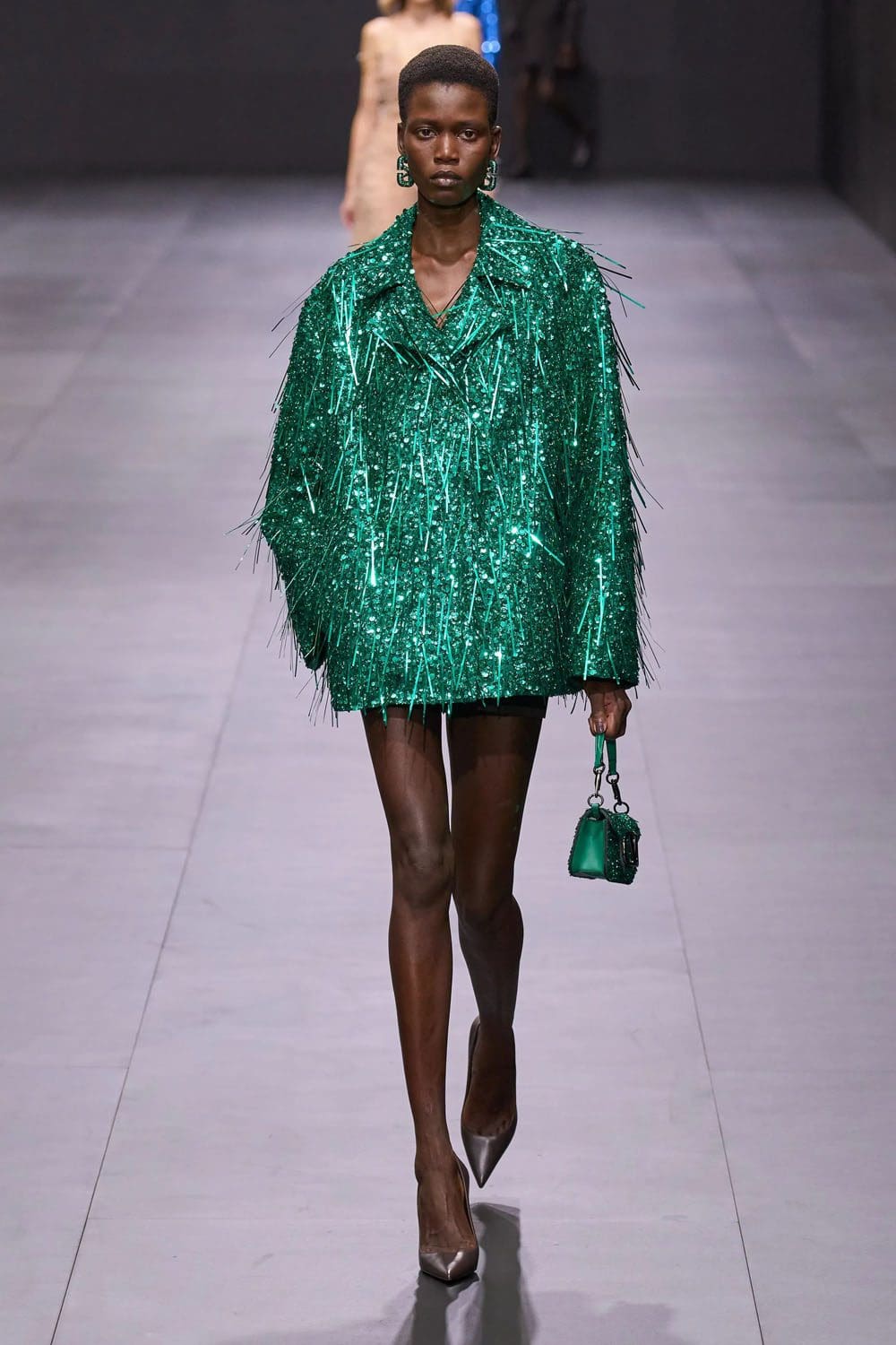 Valentino Printemps Été 2023 Prêt à porter Runway Magazine 41