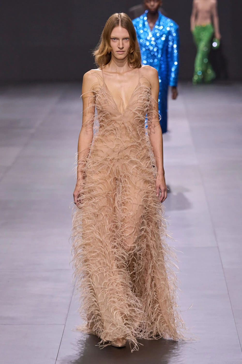 Valentino Printemps Été 2023 Prêt à porter Runway Magazine 42