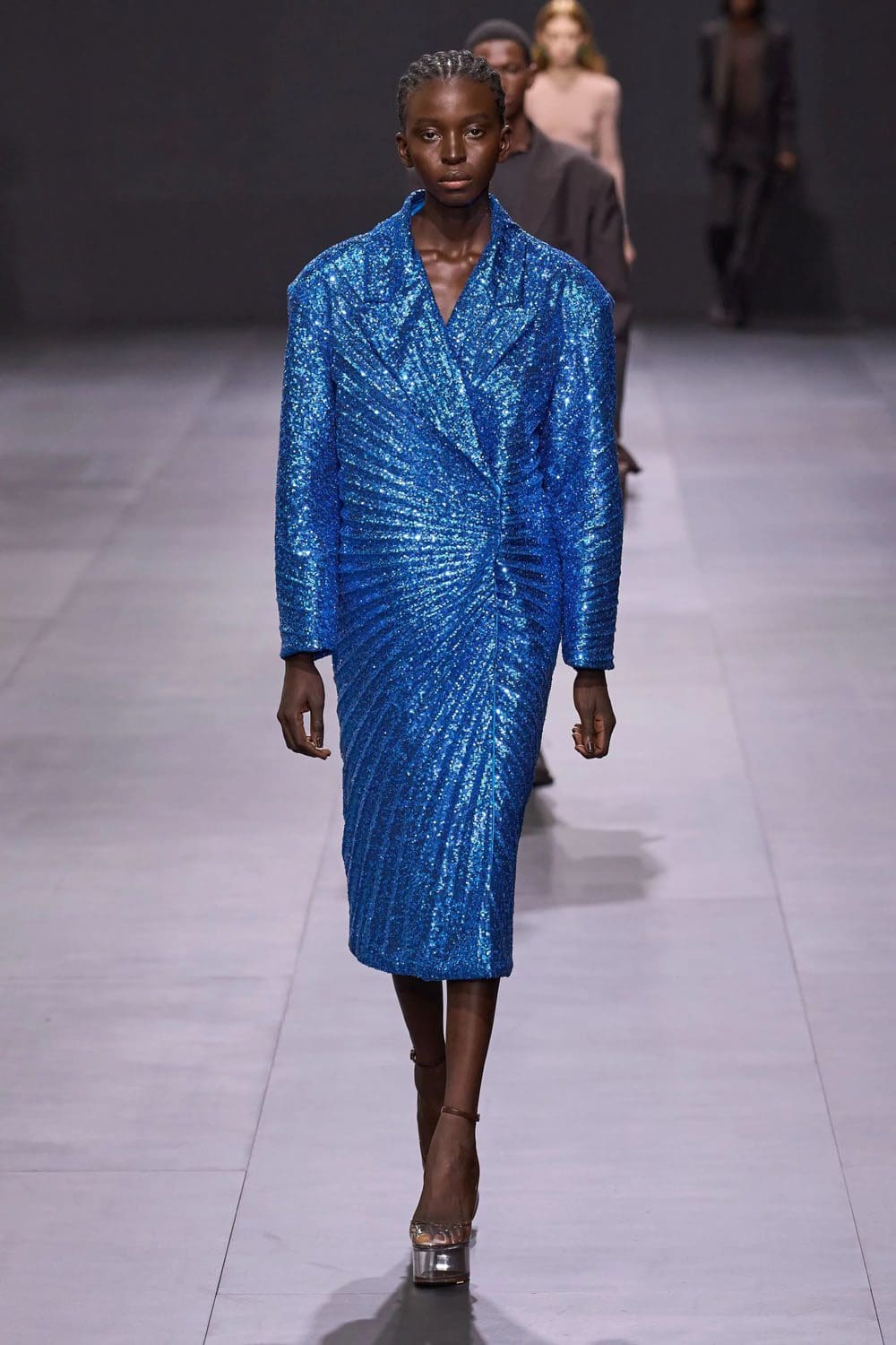 Valentino Printemps Été 2023 Prêt à porter Runway Magazine 43