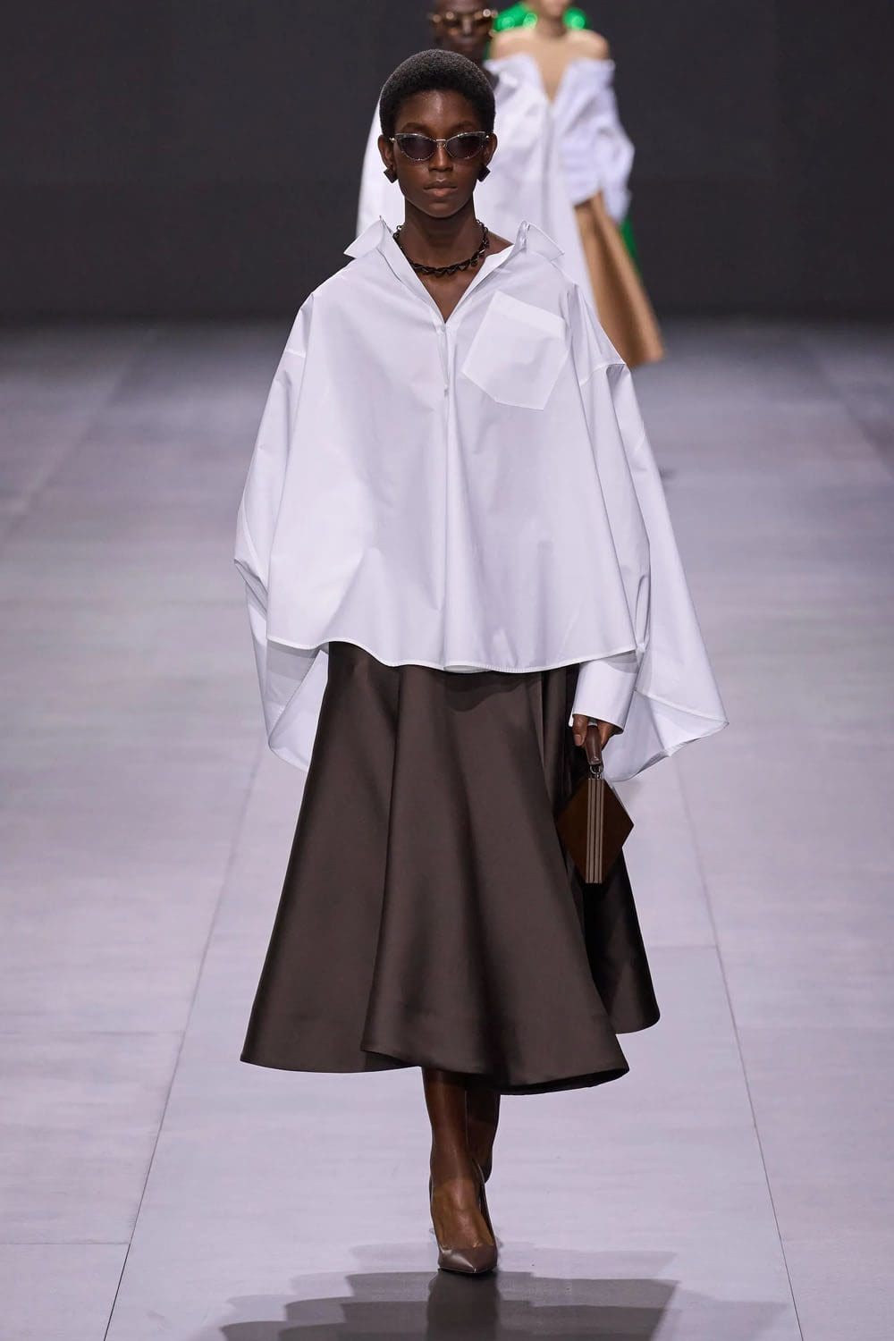 Valentino Printemps Été 2023 Prêt à porter Runway Magazine 49