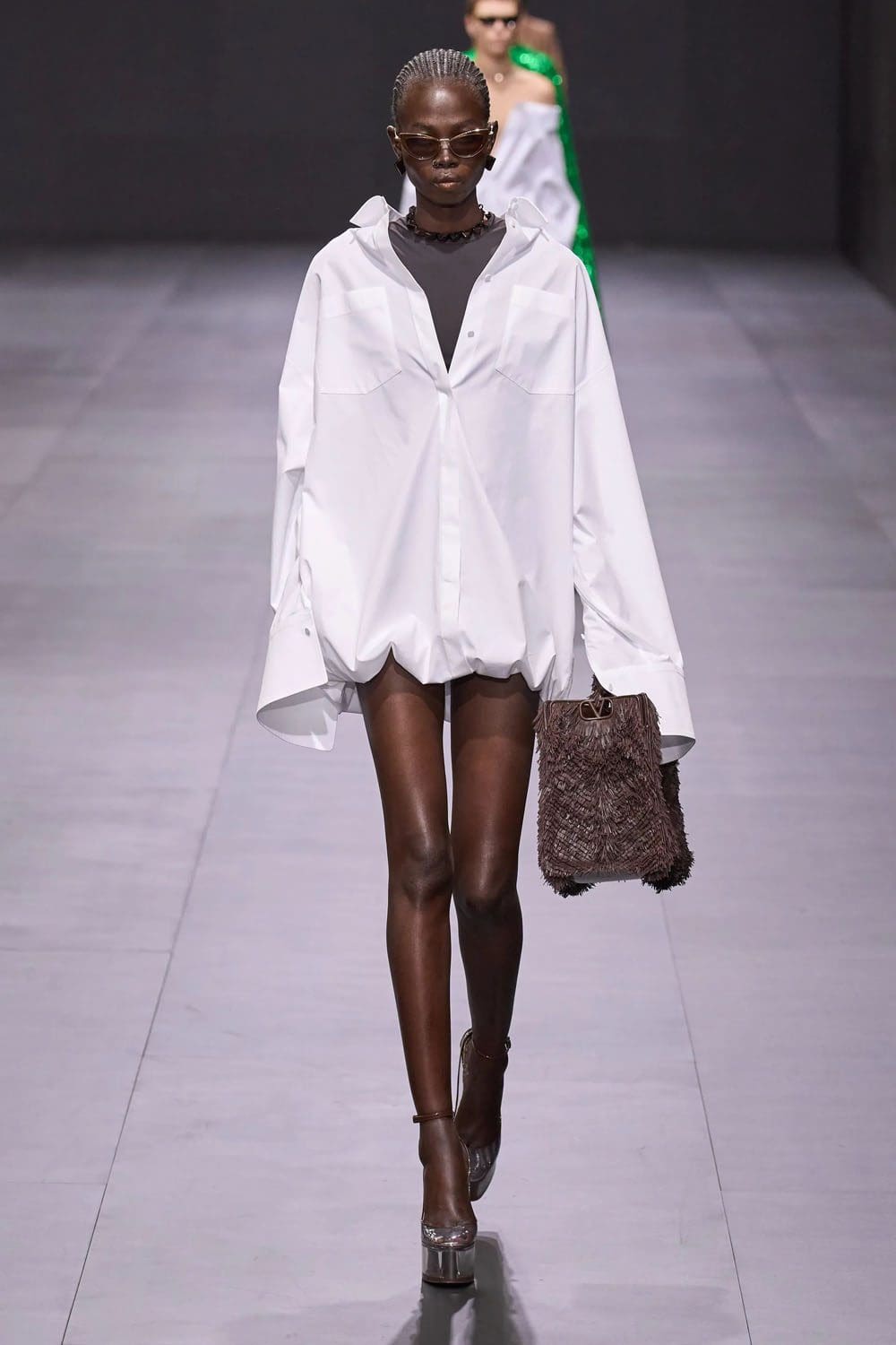 Valentino Printemps Été 2023 Prêt à porter Runway Magazine 50
