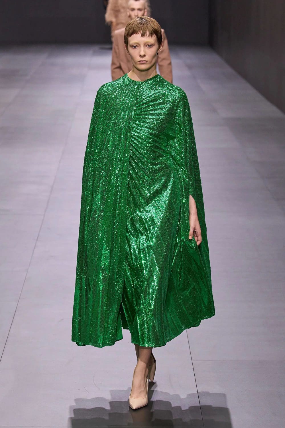 Valentino Printemps Été 2023 Prêt à porter Runway Magazine 52