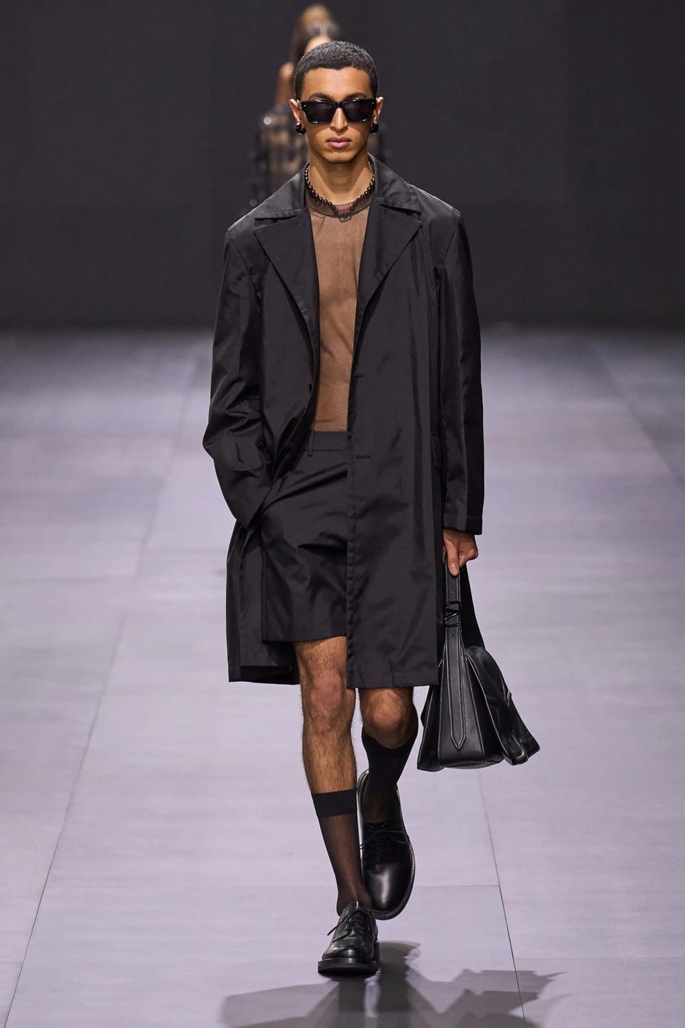Valentino Printemps Été 2023 Prêt à porter Runway Magazine 58