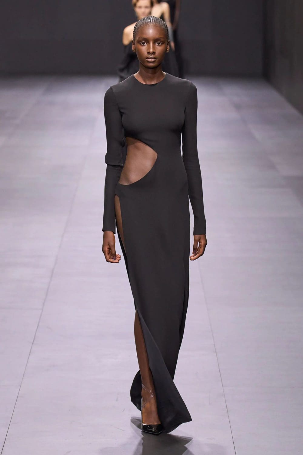 Valentino Printemps Été 2023 Prêt à porter Runway Magazine 83
