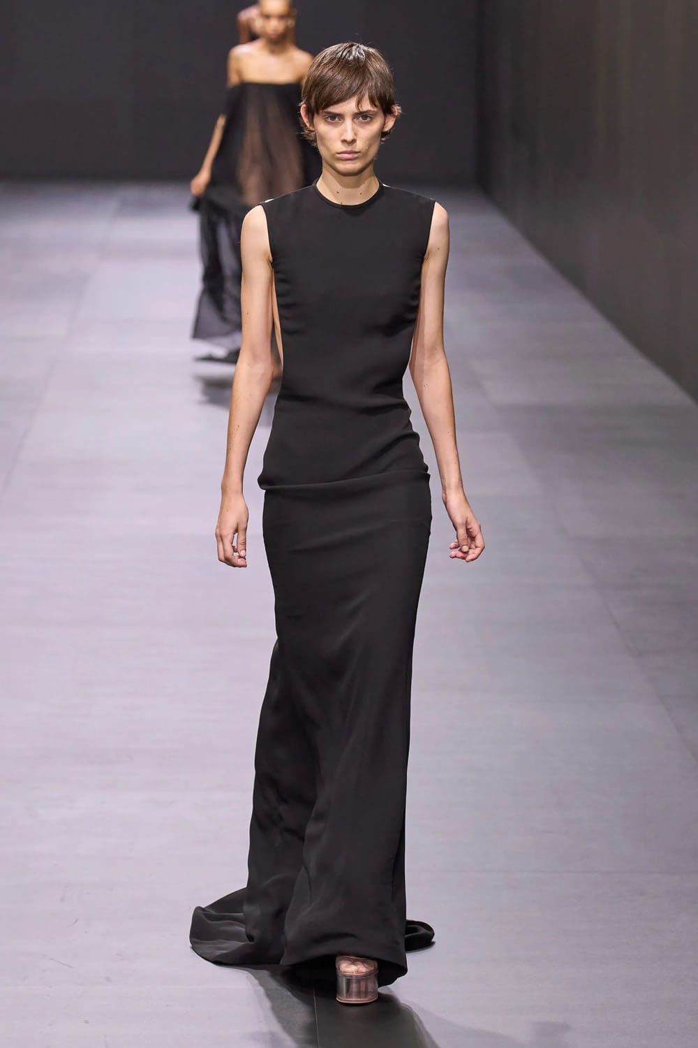 Valentino Printemps Été 2023 Prêt à porter Runway Magazine 87