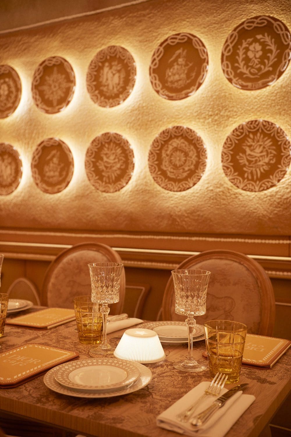 DIOR x HARRODS 2022 Dior Cafe © Adrien Dirand18