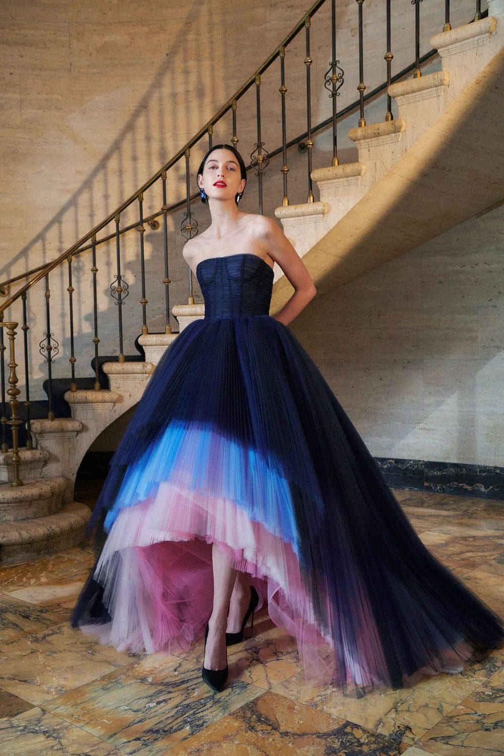 Carolina Herrera Pre Fall 2023 Runway Magazine 27