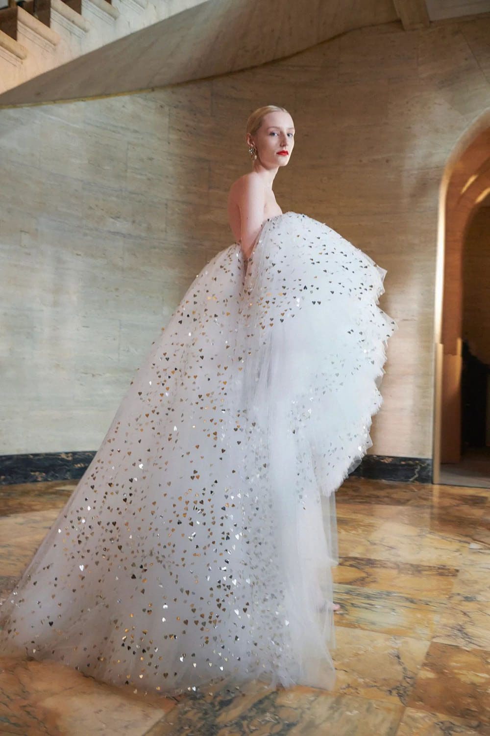 Carolina Herrera Pre Fall 2023 Runway Magazine 34