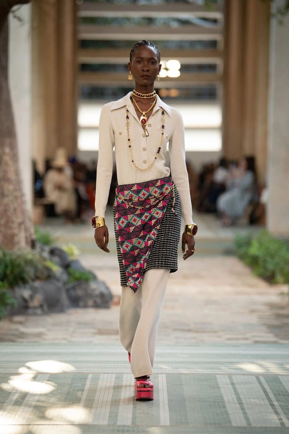 シャネル ダカール プレフォール 2023 Runway 雑誌11