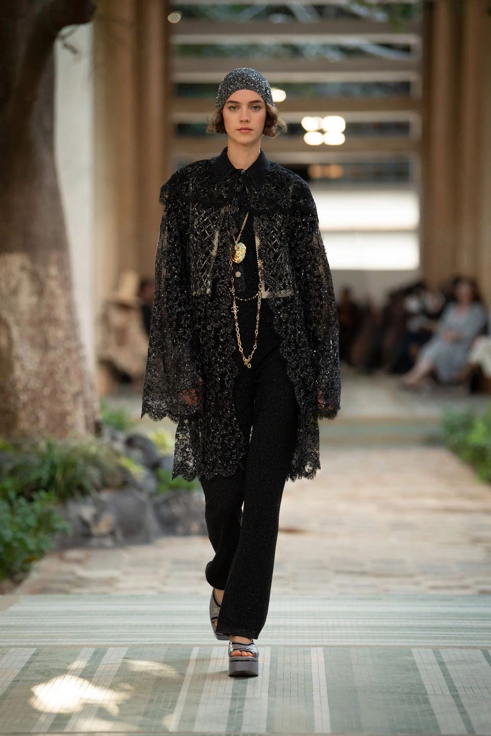 シャネル ダカール プレフォール 2023 Runway 雑誌40