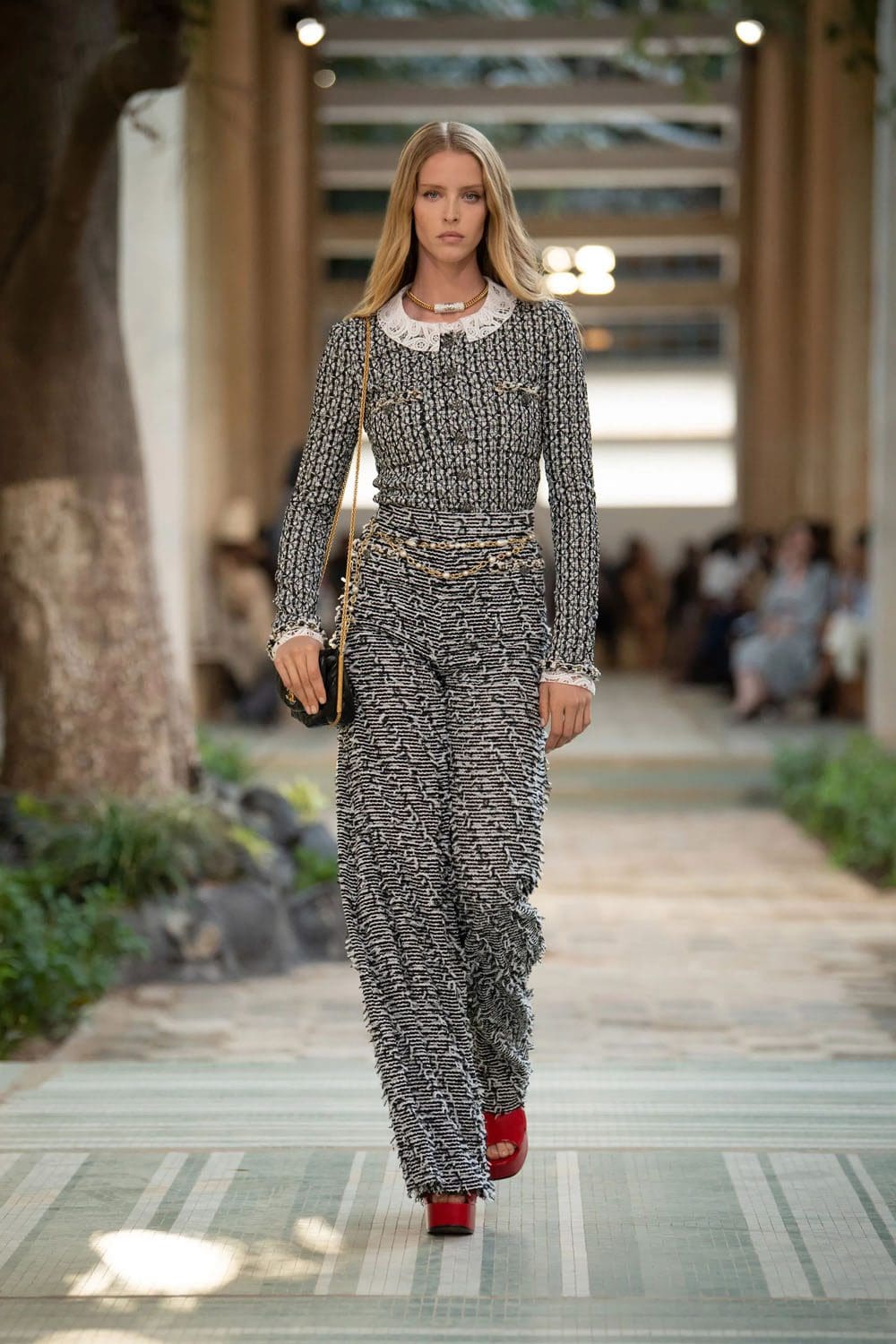 シャネル ダカール プレフォール 2023 Runway 雑誌56