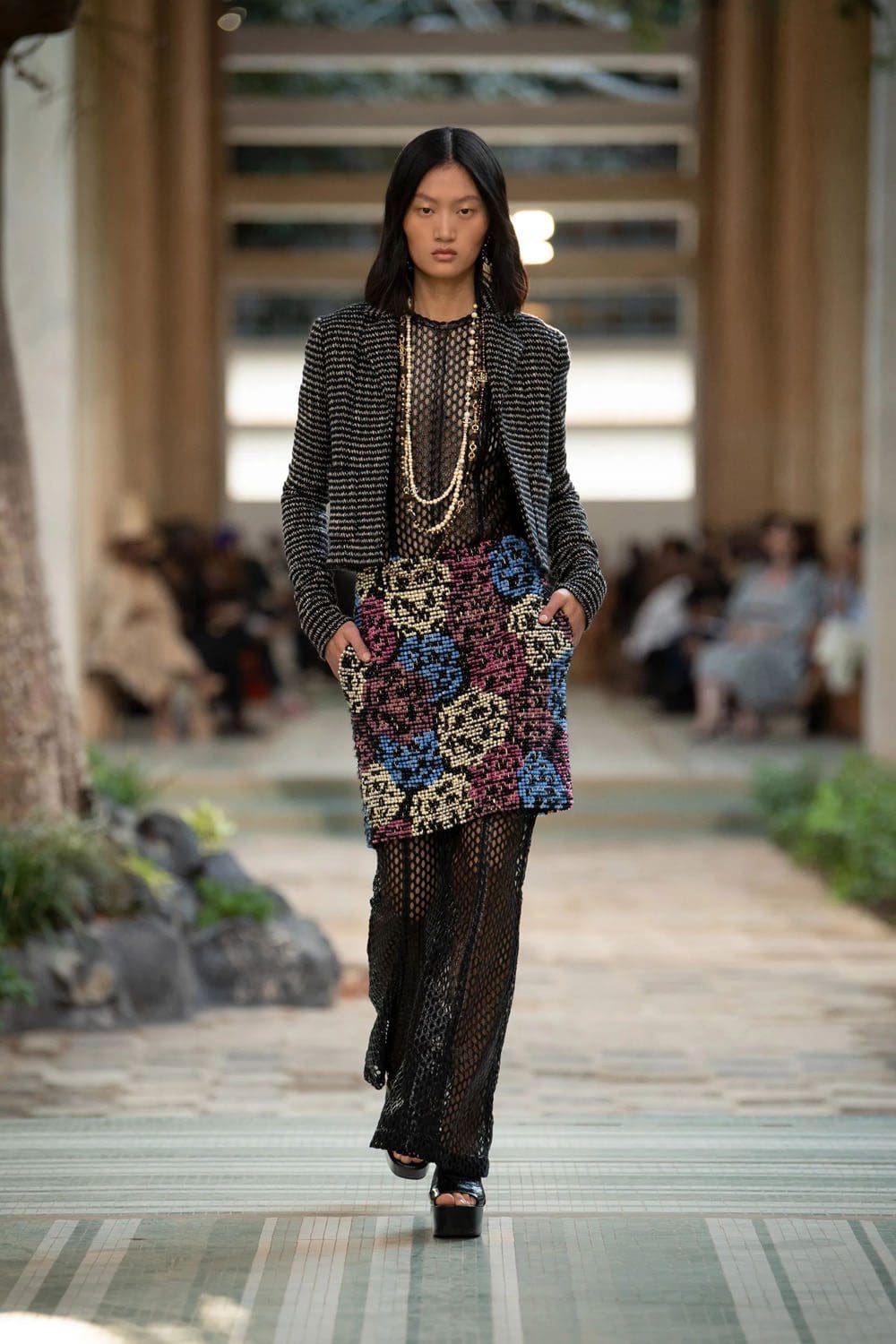 シャネル ダカール プレフォール 2023 Runway 雑誌58
