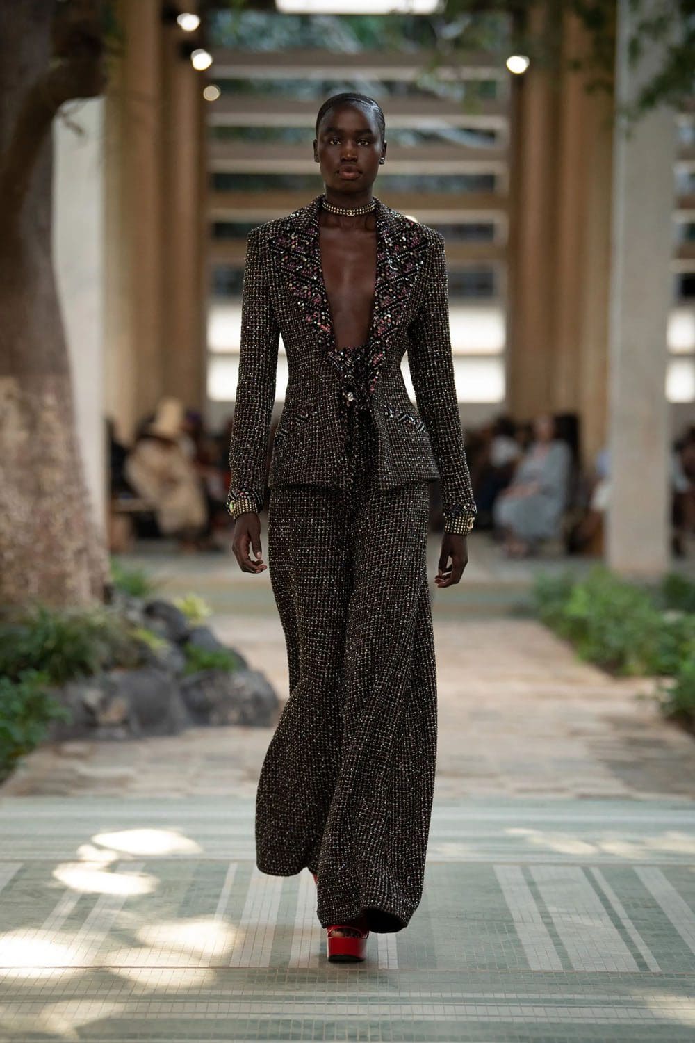 シャネル ダカール プレフォール 2023 Runway 雑誌6