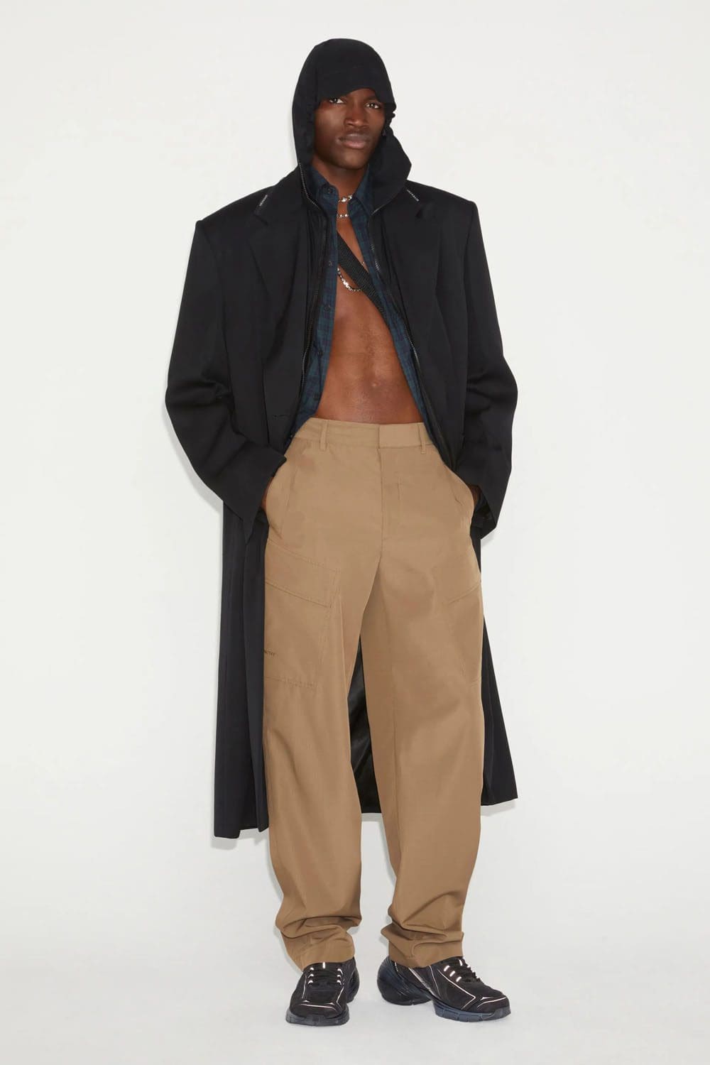 Givenchy Pre Fall 2023 Runway Magazine 23