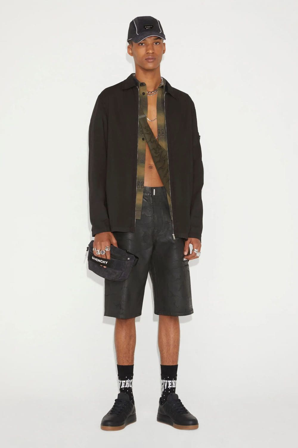 Givenchy Pre Fall 2023 Runway Magazine 35