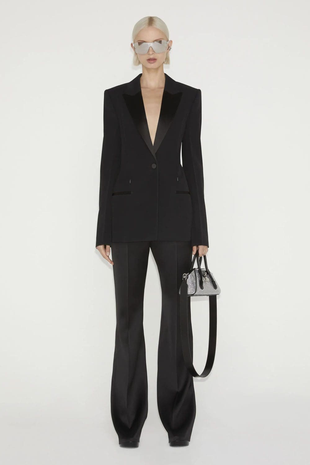 Givenchy Pre Fall 2023 Runway Magazine 37