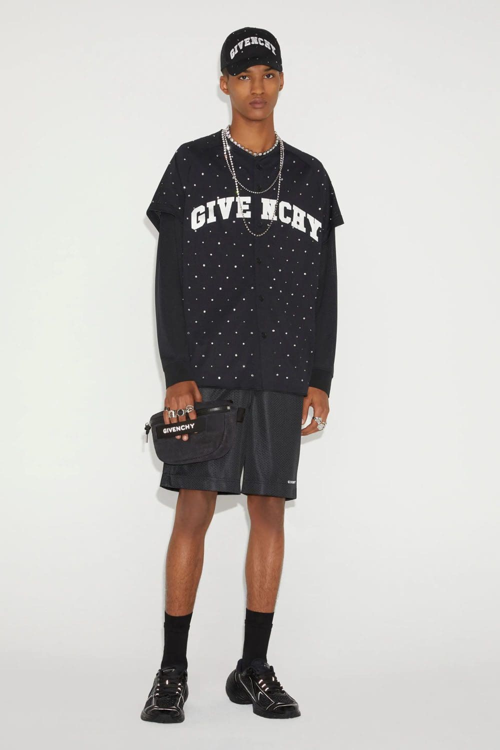 Givenchy Pre Fall 2023 Runway Magazine 68