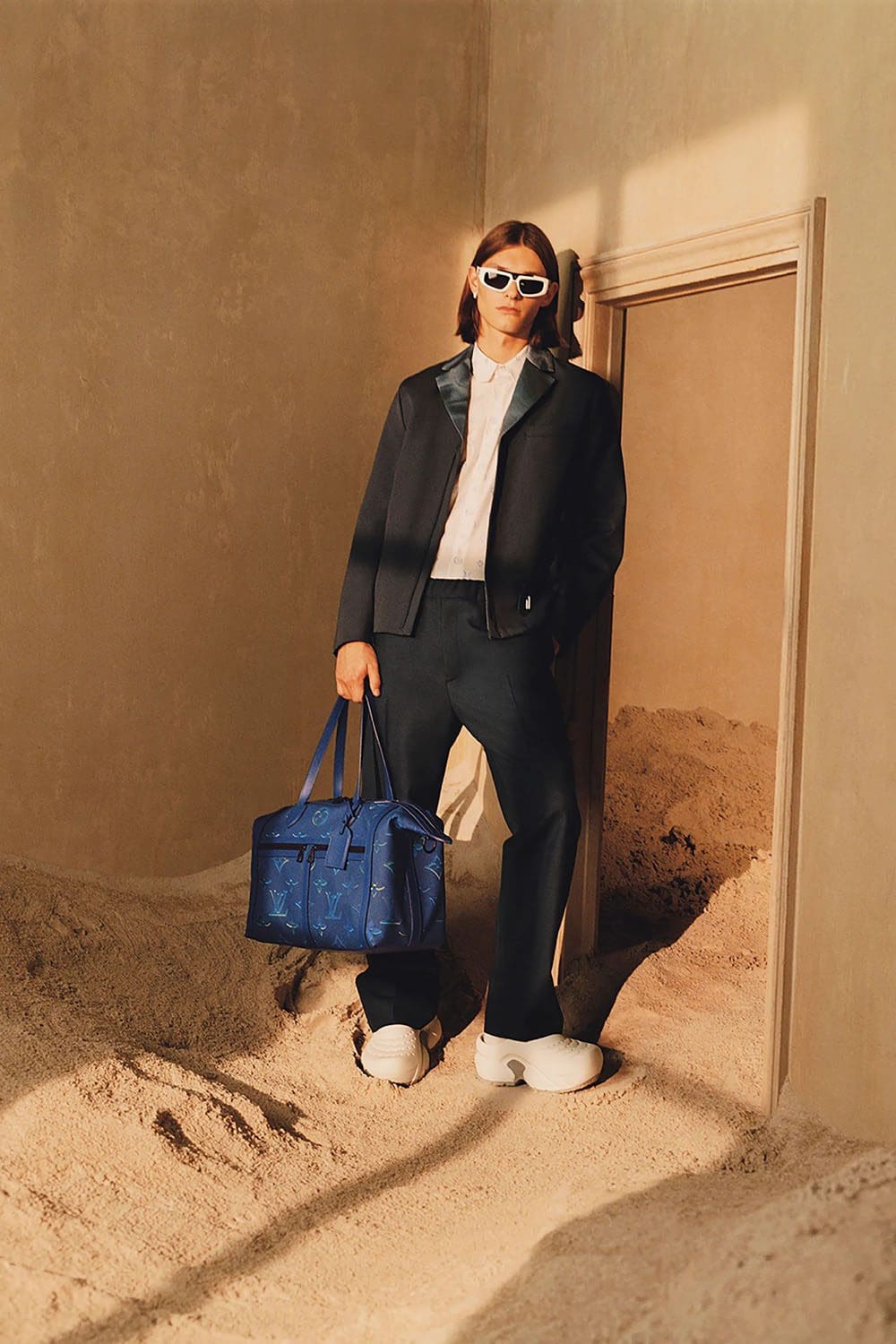 Louis Vuitton Pre Fall 2023 Men Runway Magazine 19
