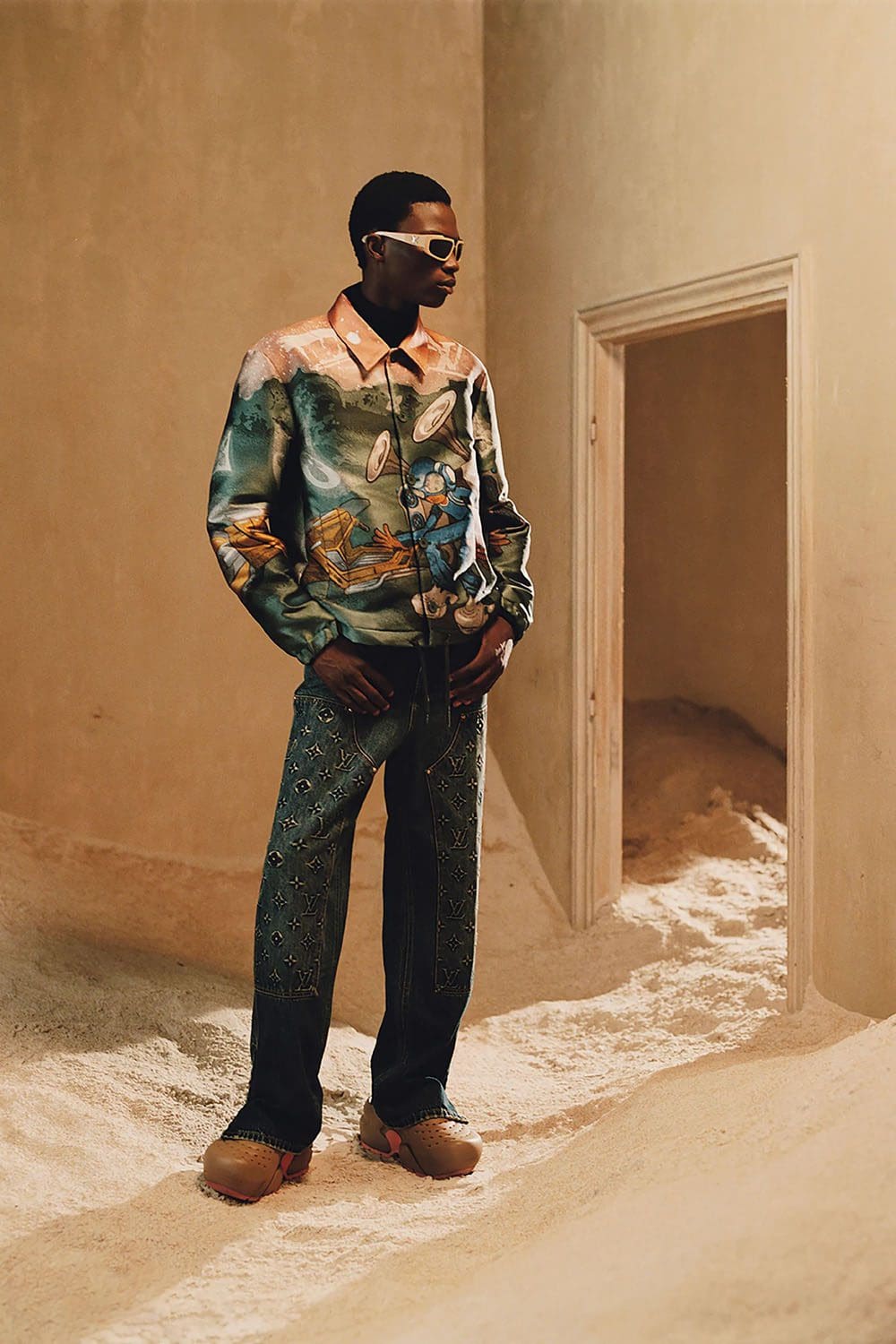 Louis Vuitton Pre Fall 2023 Men Runway Magazine 2