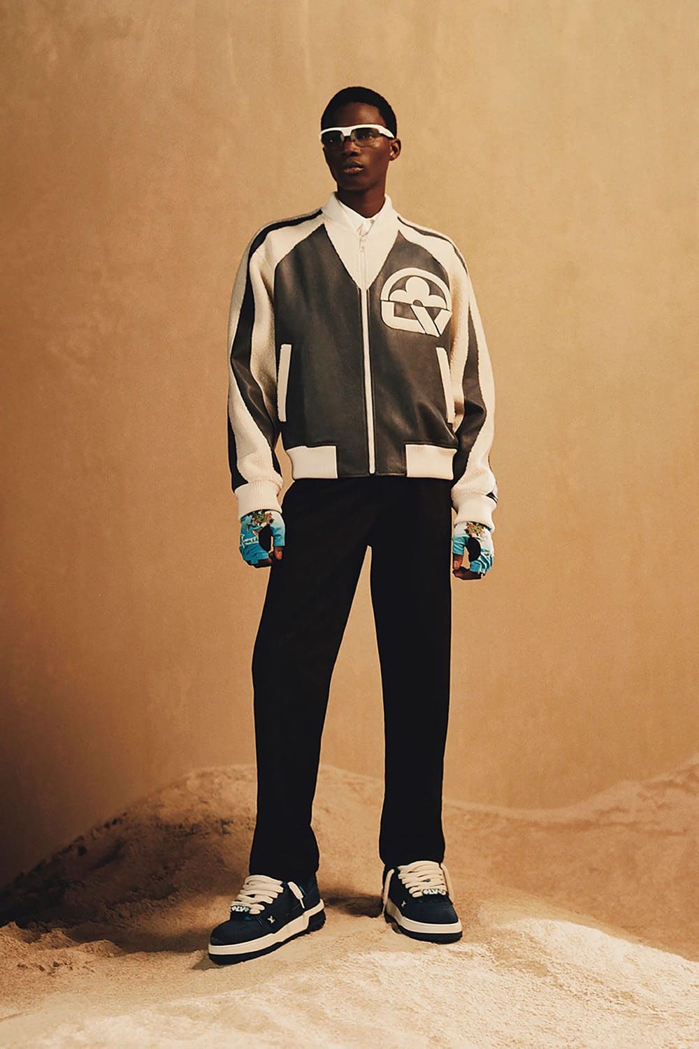 Louis Vuitton Pre Fall 2023 Men Runway Magazine 22