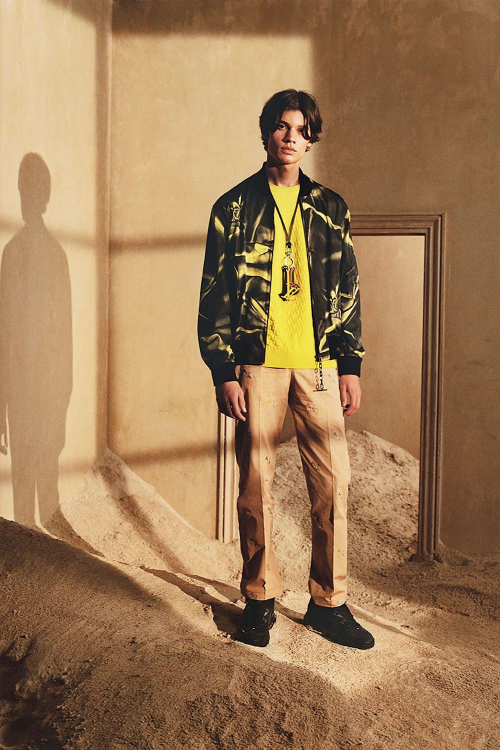 Louis Vuitton Pre Fall 2023 Men Runway Magazine 8