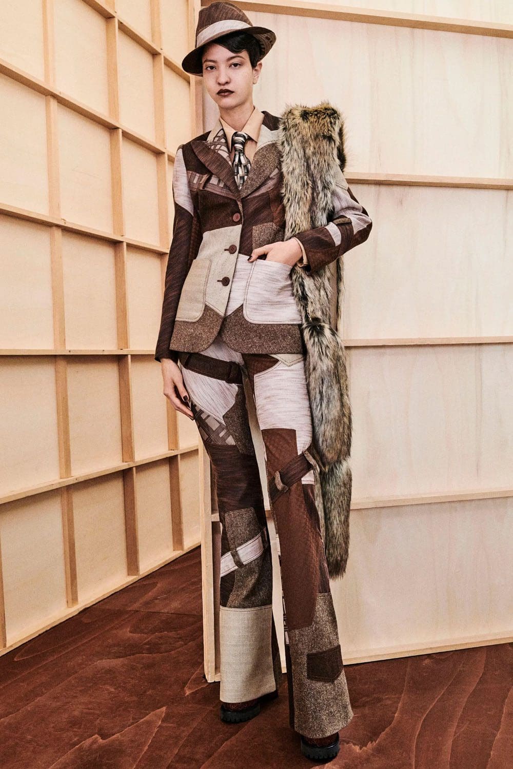 Moschino 早秋系列 2023 Runway 1杂志