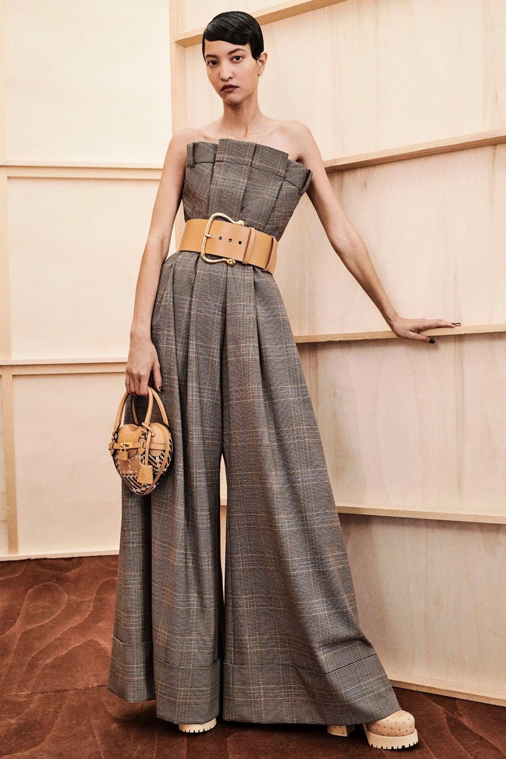 Moschino 早秋系列 2023 Runway 21杂志