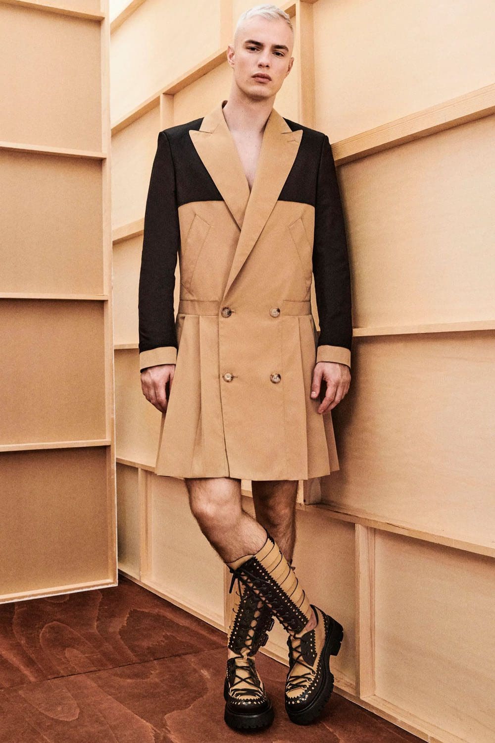 Moschino 早秋系列 2023 Runway 61杂志