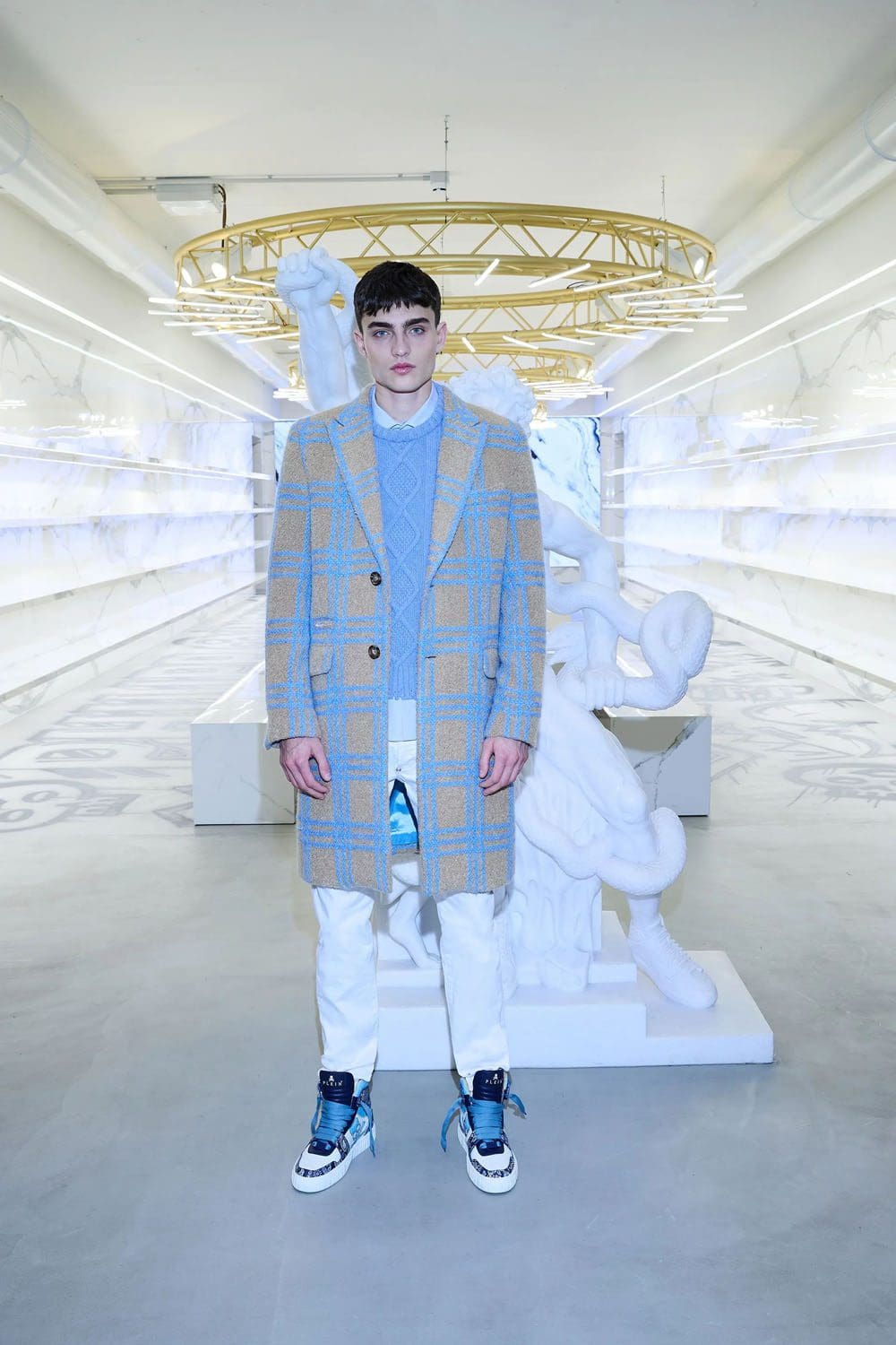 Philipp Plein antes do outono 2023 Runway Revista 16