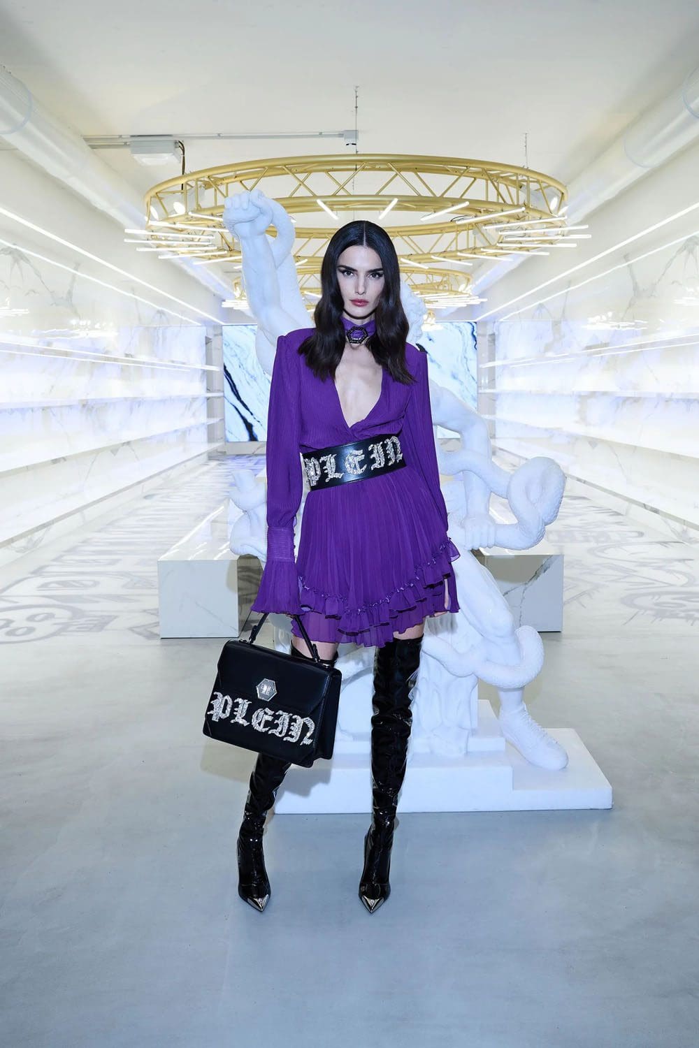 Philipp Plein antes do outono 2023 Runway Revista 23