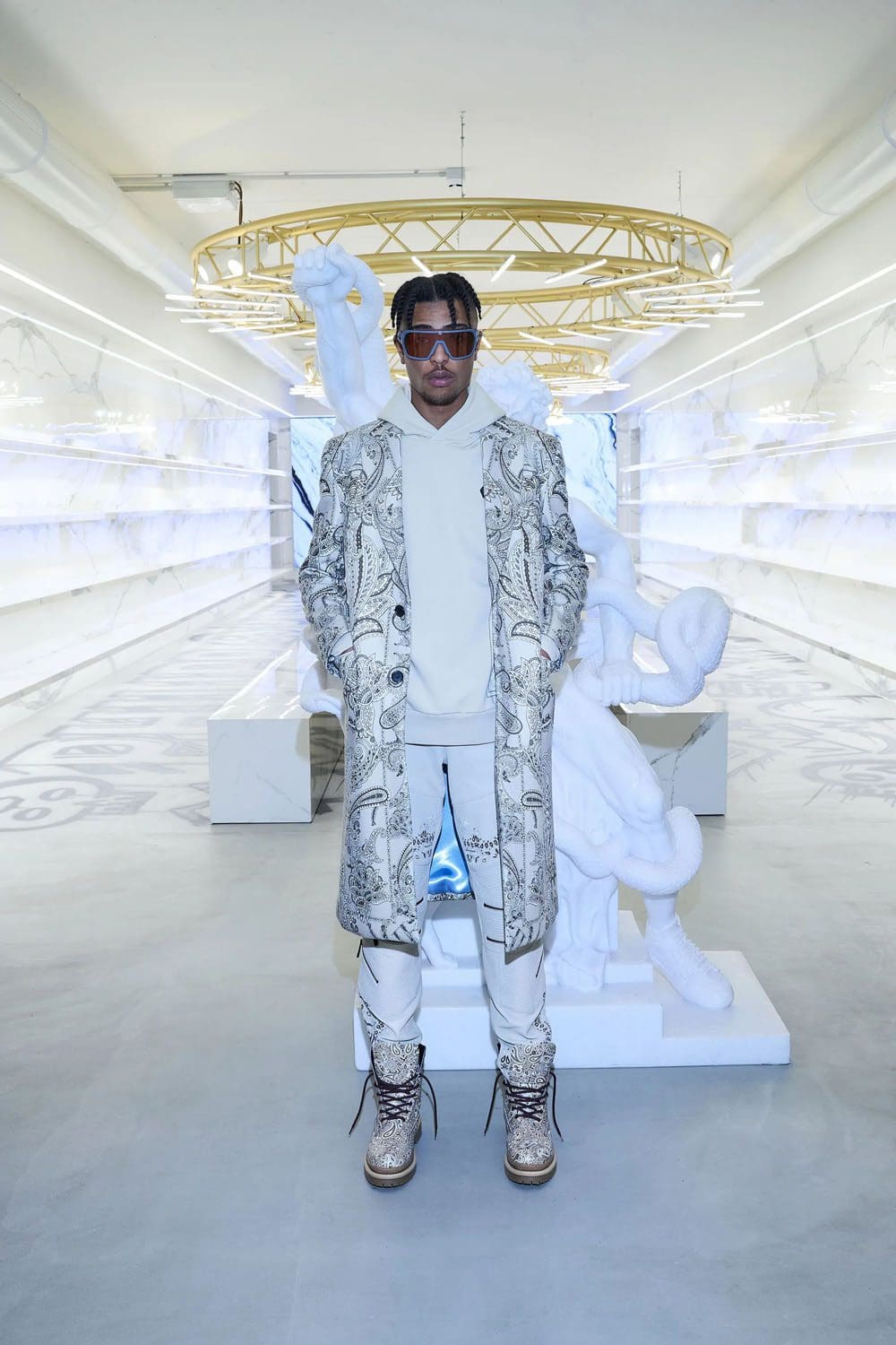 Philipp Plein antes do outono 2023 Runway Revista 38