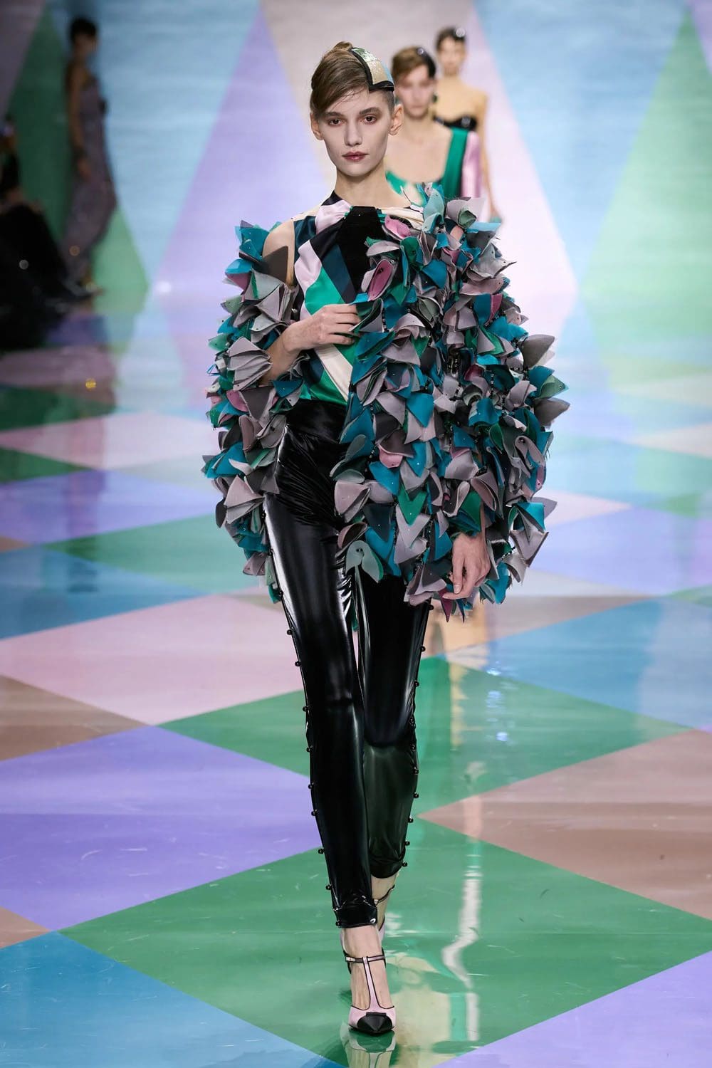 Armani Privé Alta Costura Primavera Verano 2023 Runway Magazine 18
