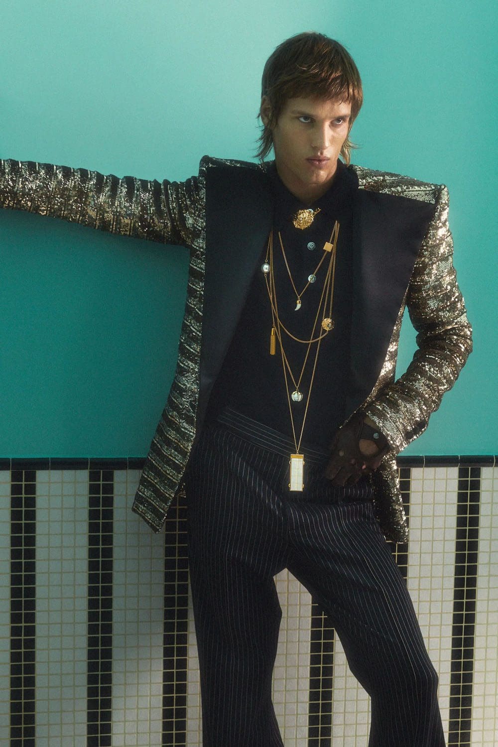 Balmain antes del otoño 2023 Runway Magazine 11