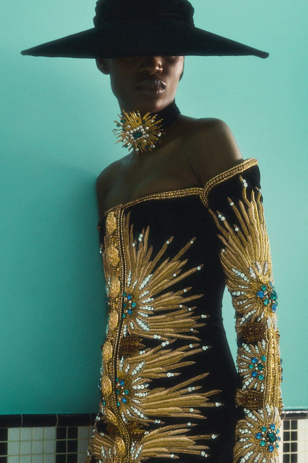 Balmain antes del otoño 2023 Runway Magazine 37