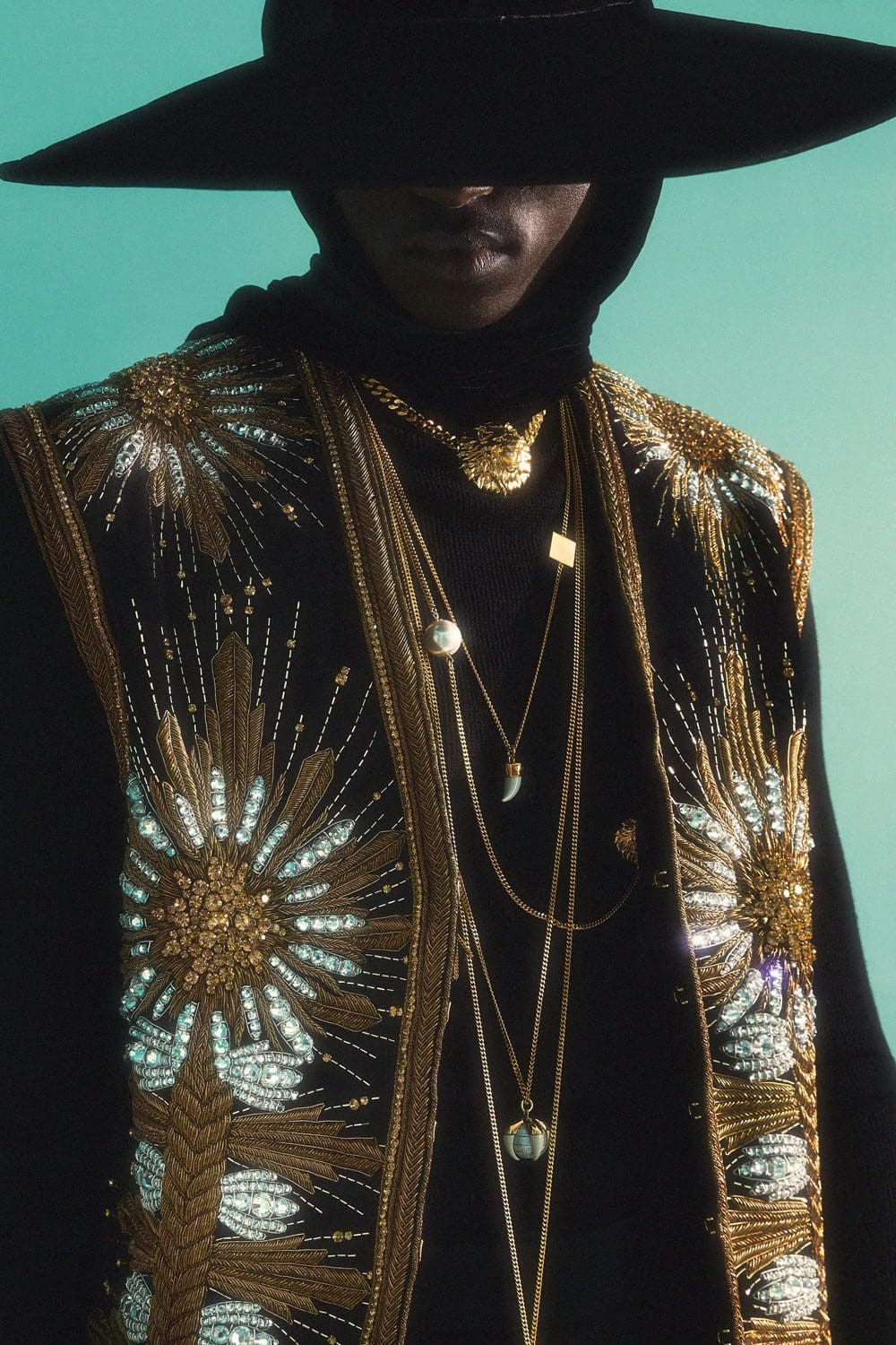 Balmain antes del otoño 2023 Runway Magazine 7