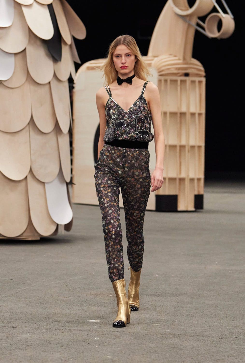 Chanel Haute Couture Spring Summer 2023 Runway Magazine 30