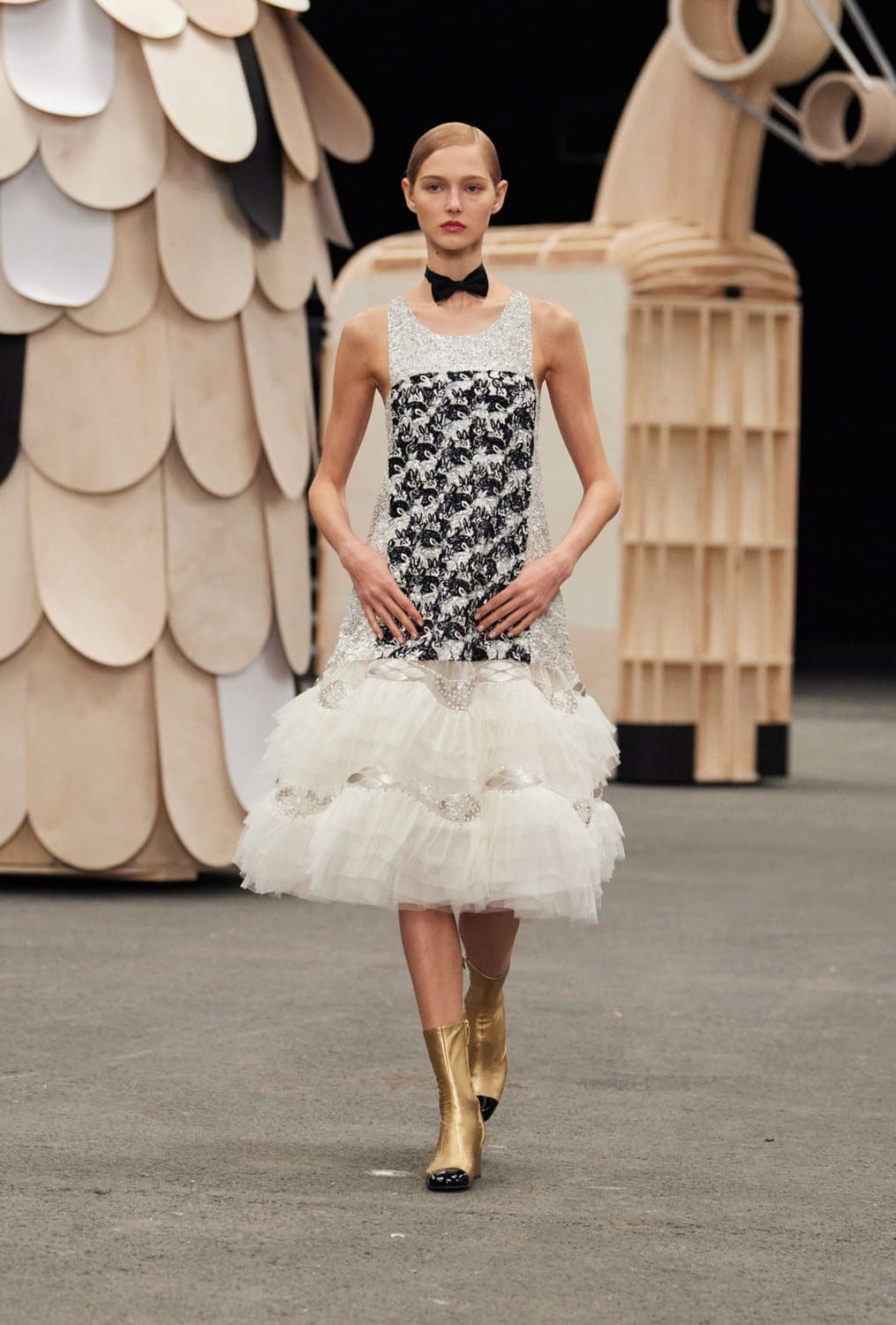 Chanel Haute Couture Spring Summer 2023 Runway Magazine 47