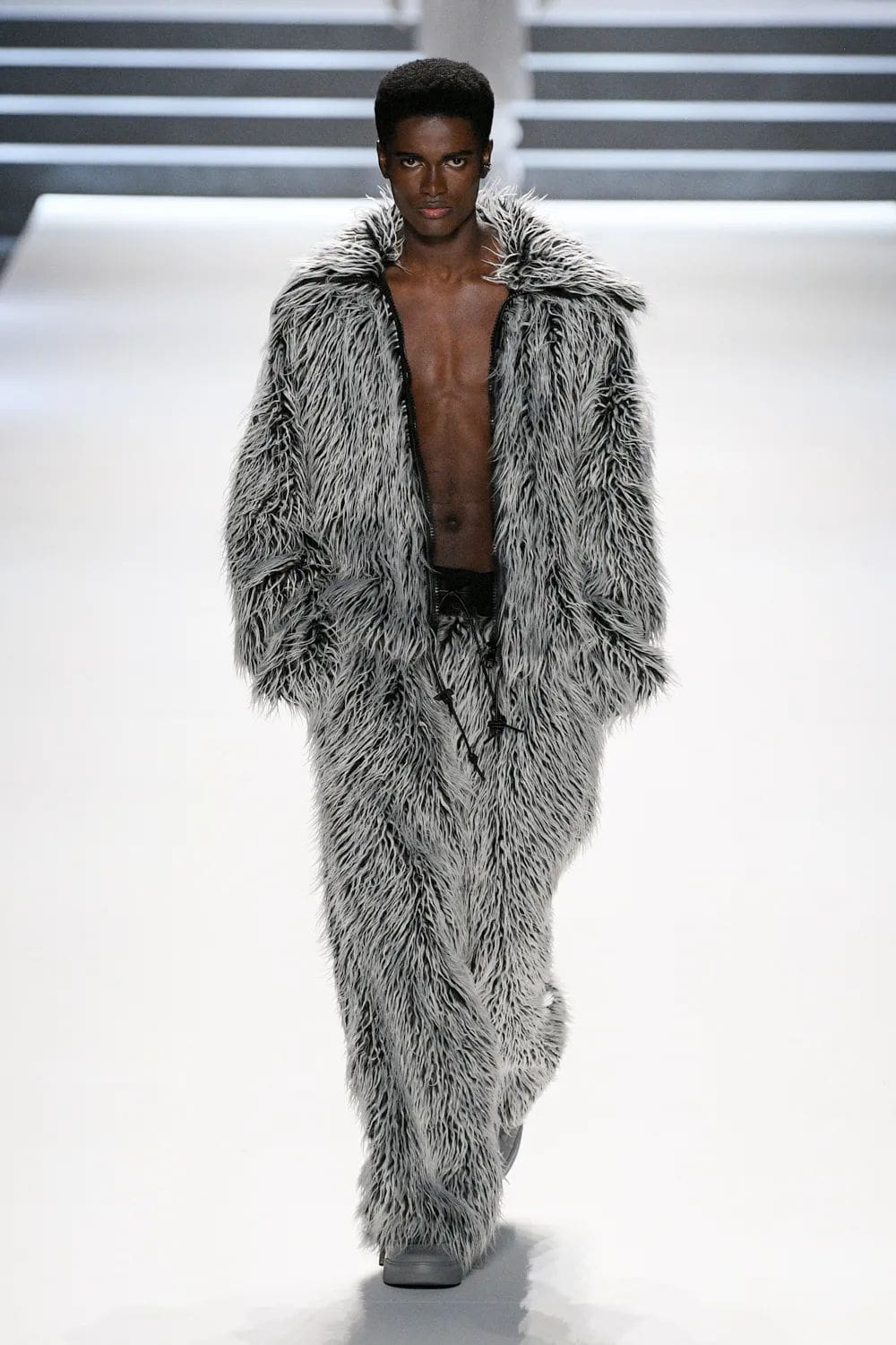Dolce Gabbana Otoño Invierno 2023 2024 Ropa de Caballero Runway Magazine 12