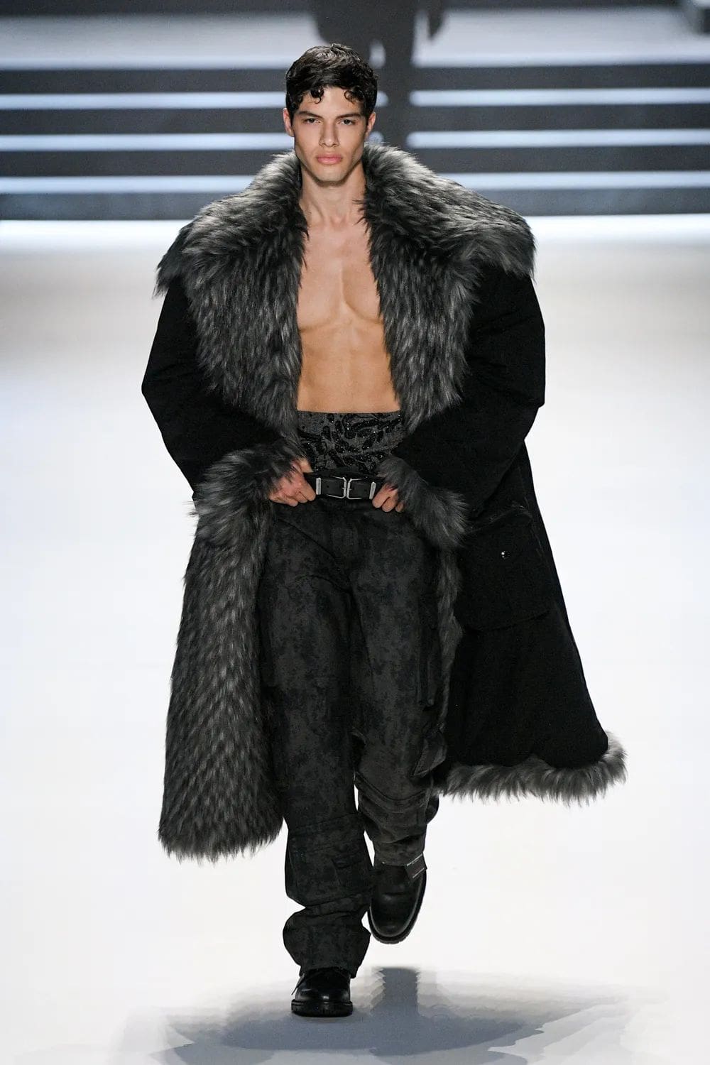 Dolce Gabbana Otoño Invierno 2023 2024 Ropa de Caballero Runway Magazine 18
