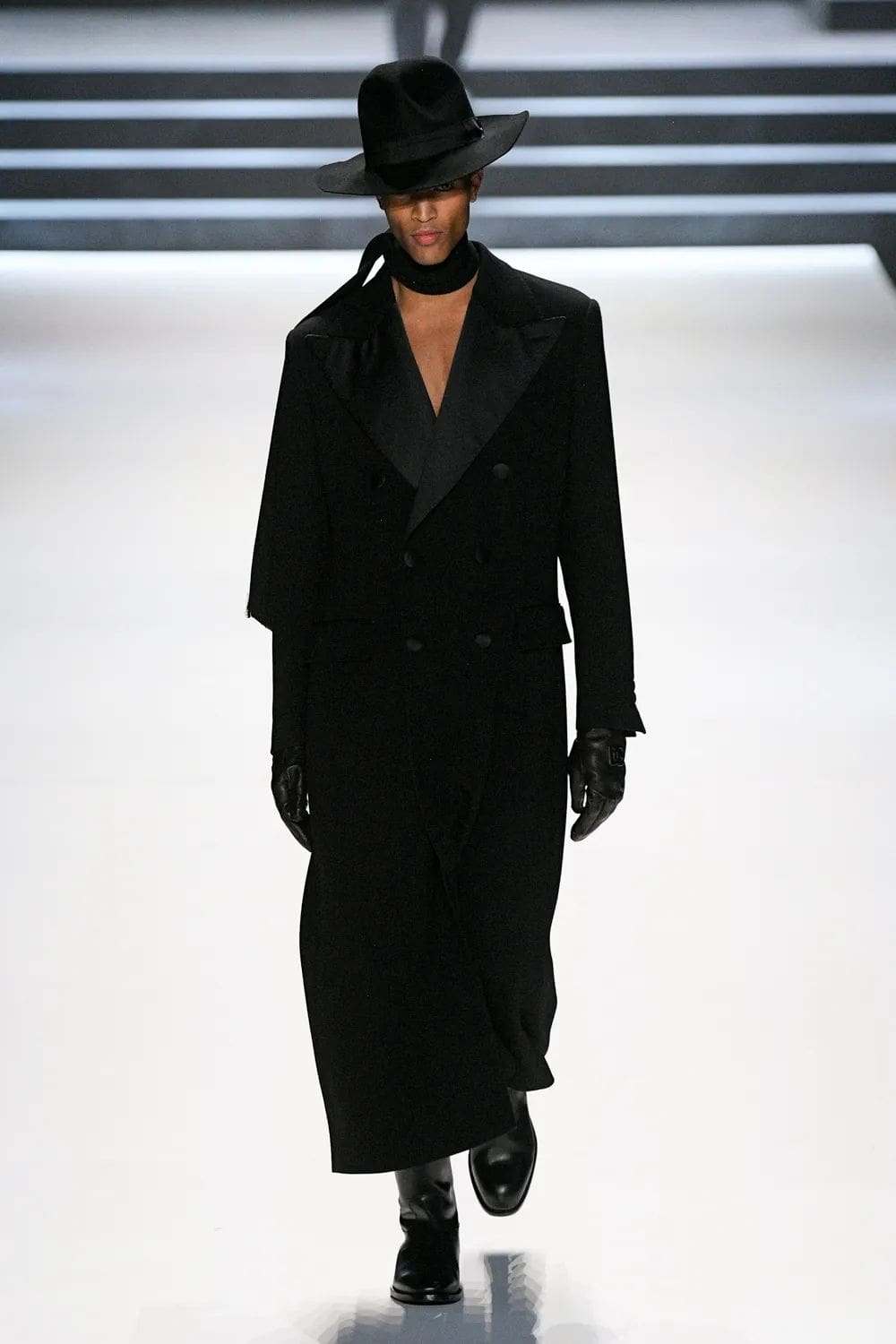 Dolce Gabbana Otoño Invierno 2023 2024 Ropa de Caballero Runway Magazine 23