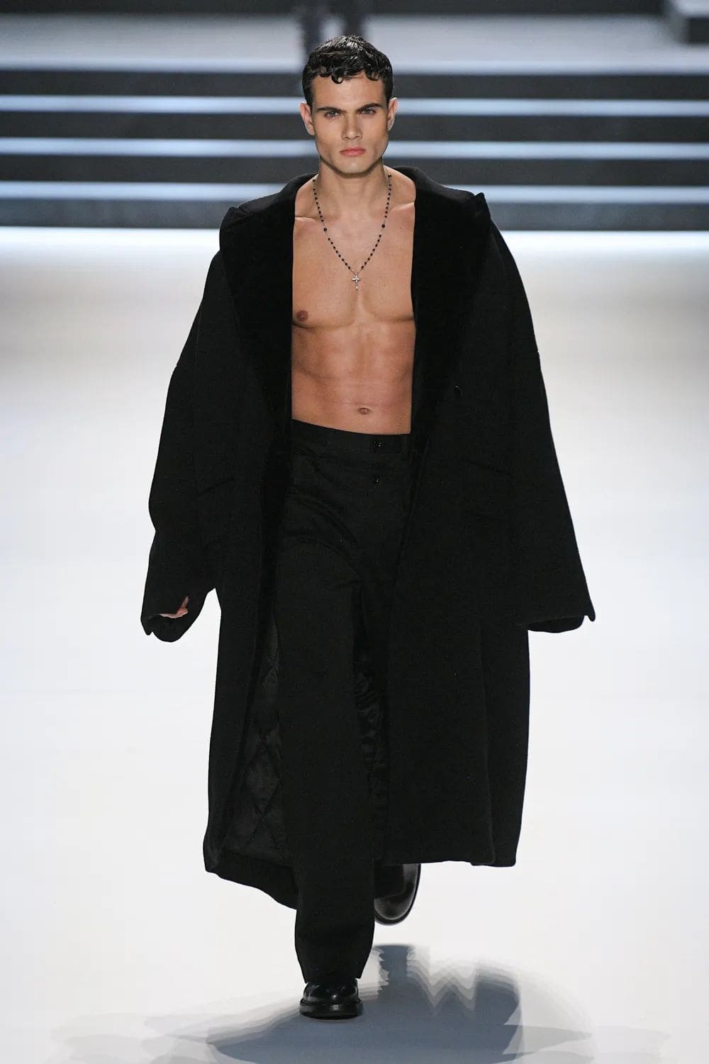Dolce Gabbana Otoño Invierno 2023 2024 Ropa de Caballero Runway Magazine 38