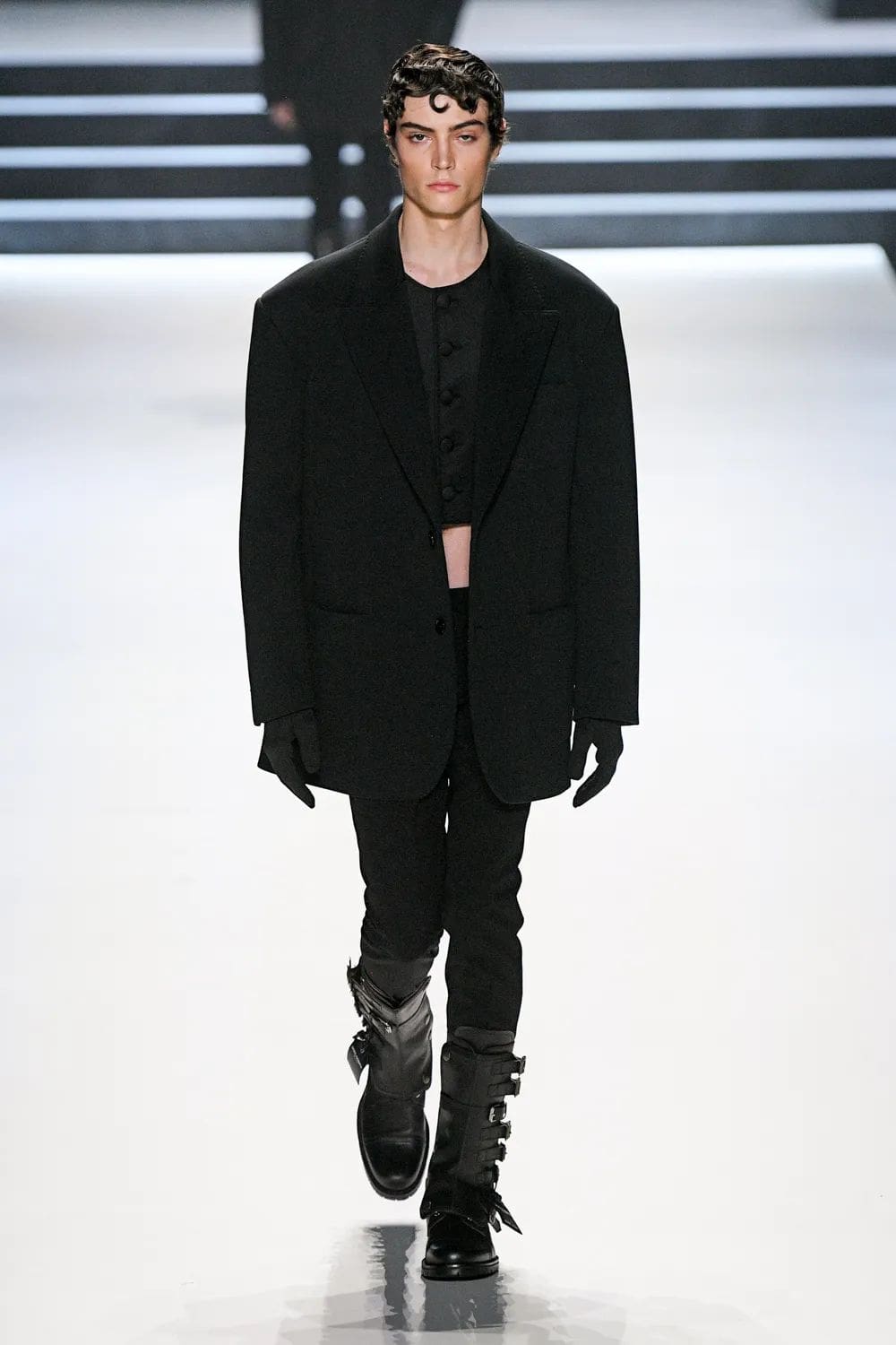 Dolce Gabbana Otoño Invierno 2023 2024 Ropa de Caballero Runway Magazine 39