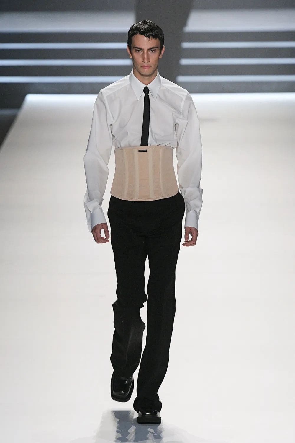 Dolce Gabbana Otoño Invierno 2023 2024 Ropa de Caballero Runway Magazine 6
